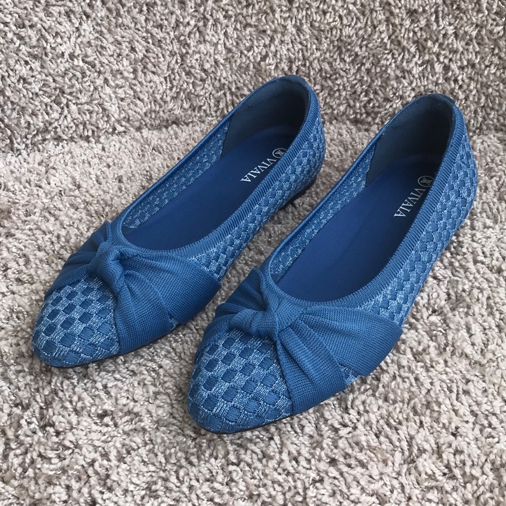 Vivaia Bibi Blue Basketweave Almond-Toe Knotted Flats size 36.5 EU 6 US